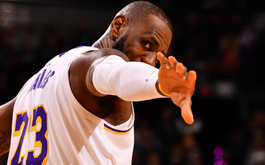 杏彩体育官方登录入口-关于爵士队球员意志坚定，战胜对手获得胜利的信息