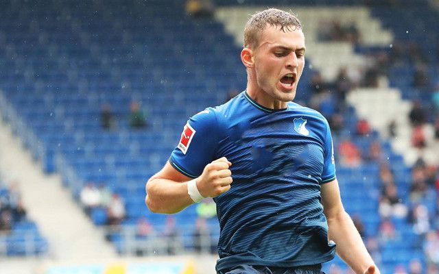 沙尔克负于霍芬海姆，遭遇四连败的简单介绍