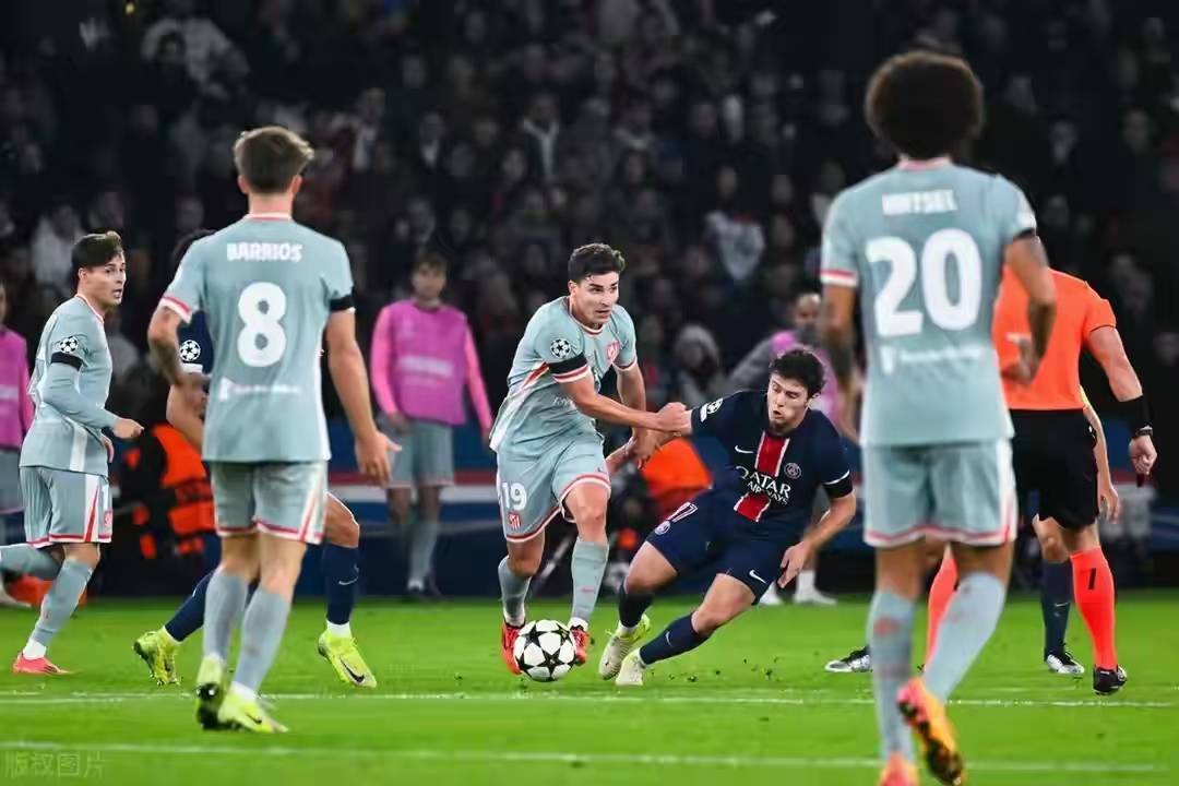 巴萨中场连续进球，主场击败对手实现逆转