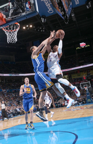 波兰队在激烈对抗中险胜对手，积分攀升的简单介绍