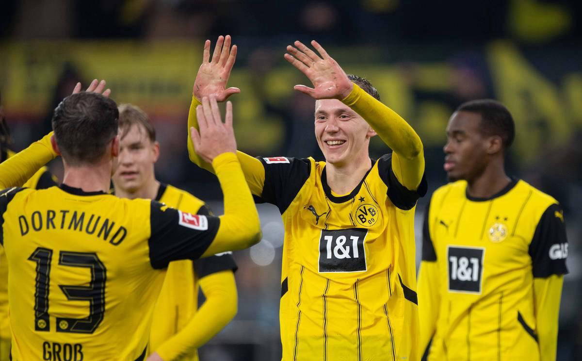 关于欧冠资格争夺激烈，多特蒙德遭遇强敌压力巨大的信息