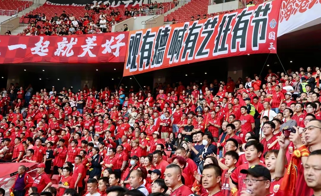 包含山东队争夺主场胜利，战胜上海队的词条