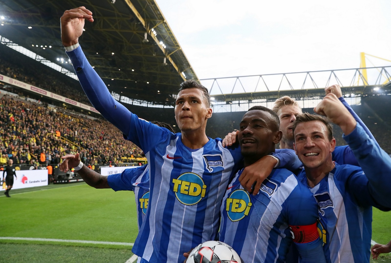 杏彩体育网页版-柏林赫塔战平，保持稳定排名的简单介绍