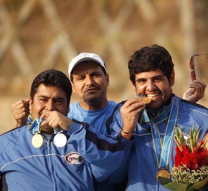 科威特射击选手精准命中，实现突破