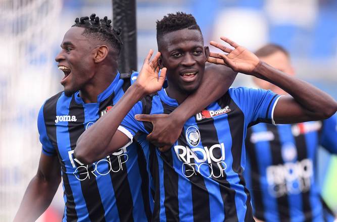 杏彩体育在线-亚特兰大客场击败AC米兰，赢得关键胜利