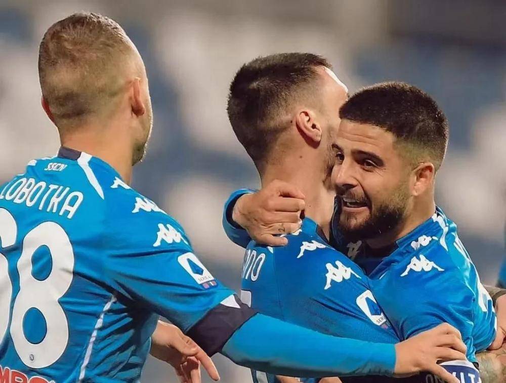 关于那不勒斯客场绝平萨索洛，保守积分榜前列的信息