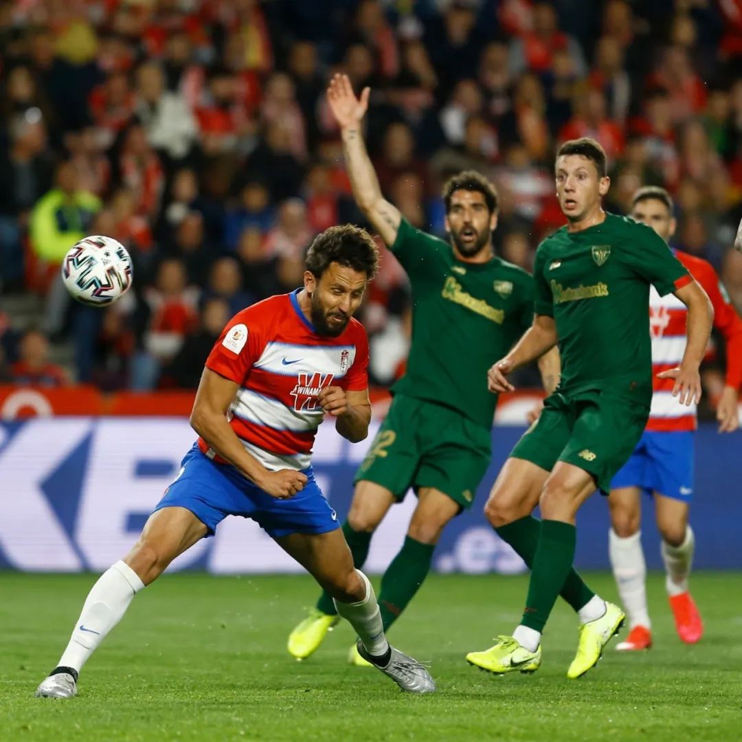 格拉纳达客场逼平巴列卡诺，保持稳定表现的简单介绍