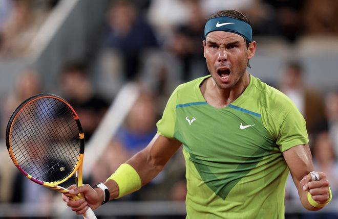 杏彩体育官方入口-卡斯泰洛主场击败对手，取得重要胜利