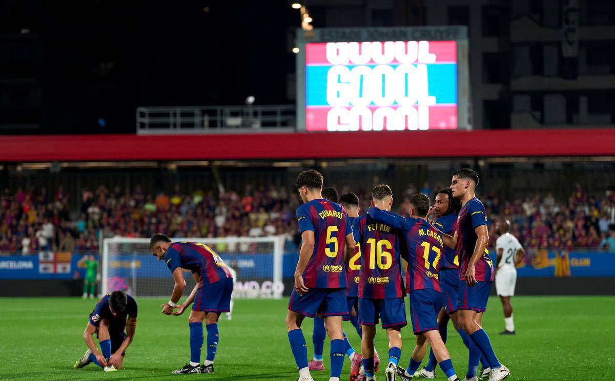 杏彩体育网页版登录入口-包含切尔西主场大胜巴塞罗那，欧冠门票在望的词条